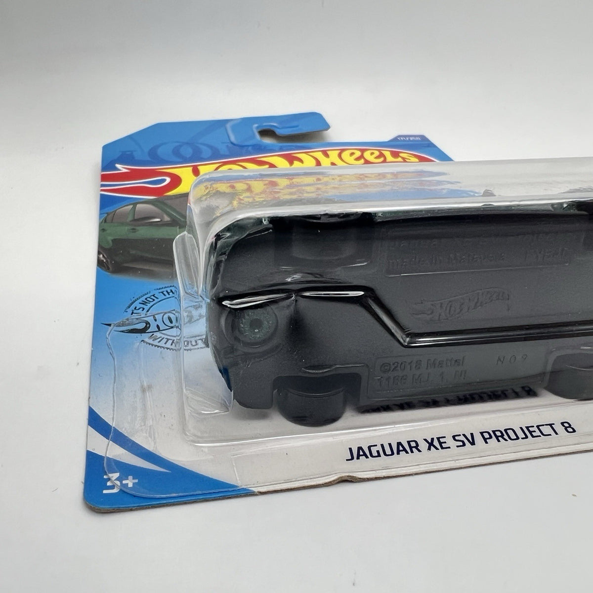 Hot Wheels Nightburnerz 6/10 Jaguar XE SV Project 8 171/250 Green