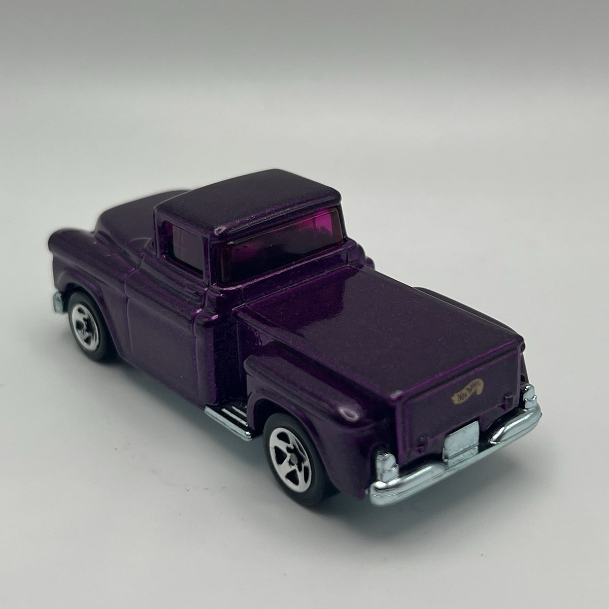 1957 57 Chevy Cameo Custom Pickup Collectible 1/64 Scale Diecast Diorama Model