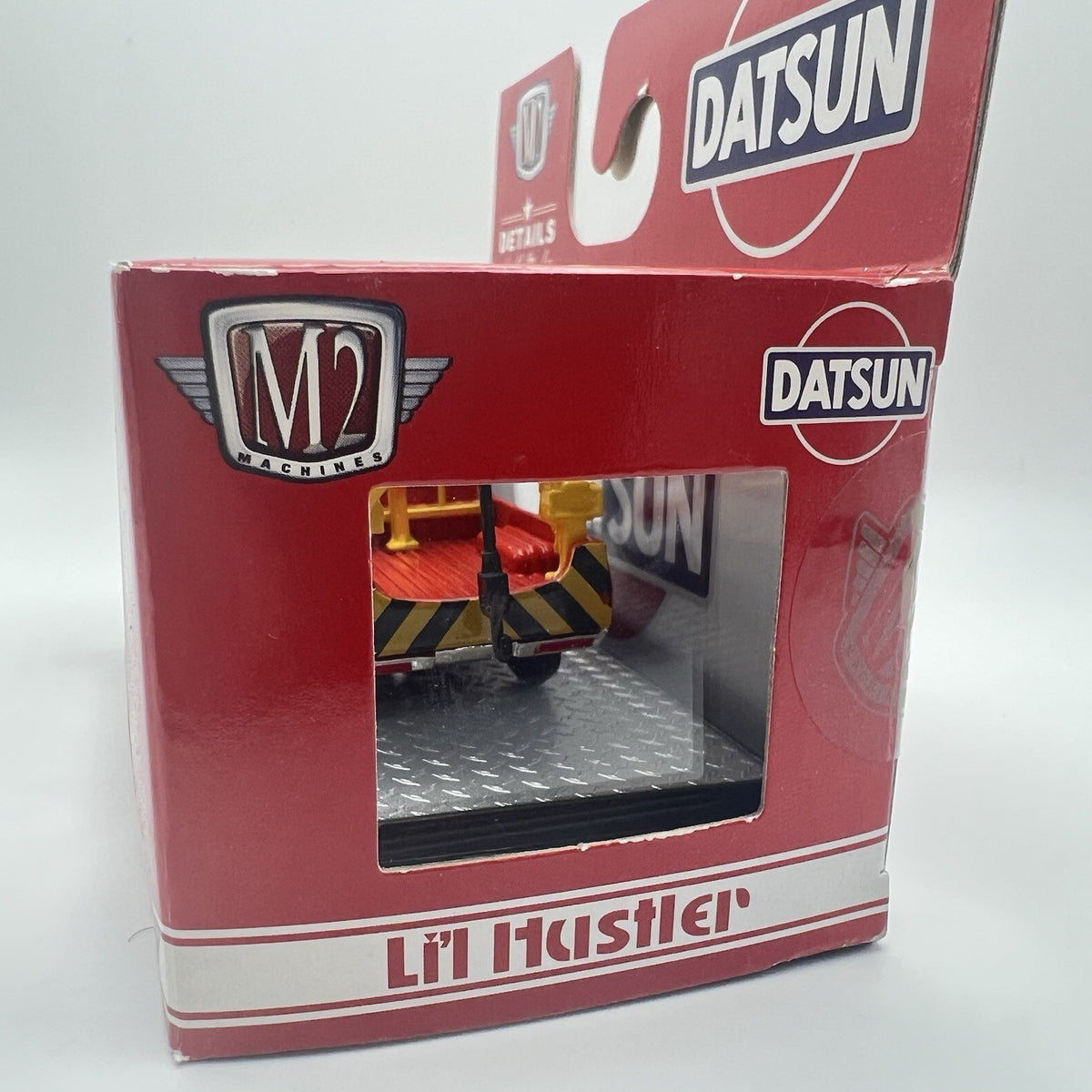 1/64 M2 1978 DATSUN PICKUP TRUCK LI'L HUSTLER YOKOHAMA TOW TRUCK
