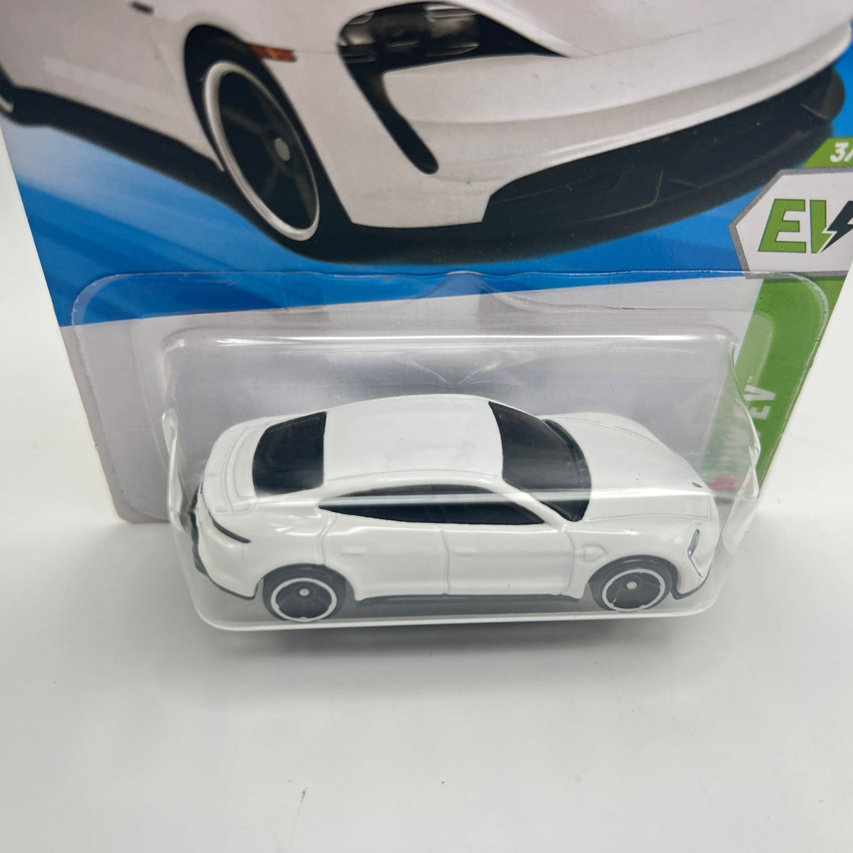 Hot Wheels Porsche Taycan Turbo S 34/250 HW EV 3/10 White 1:64 Diecast