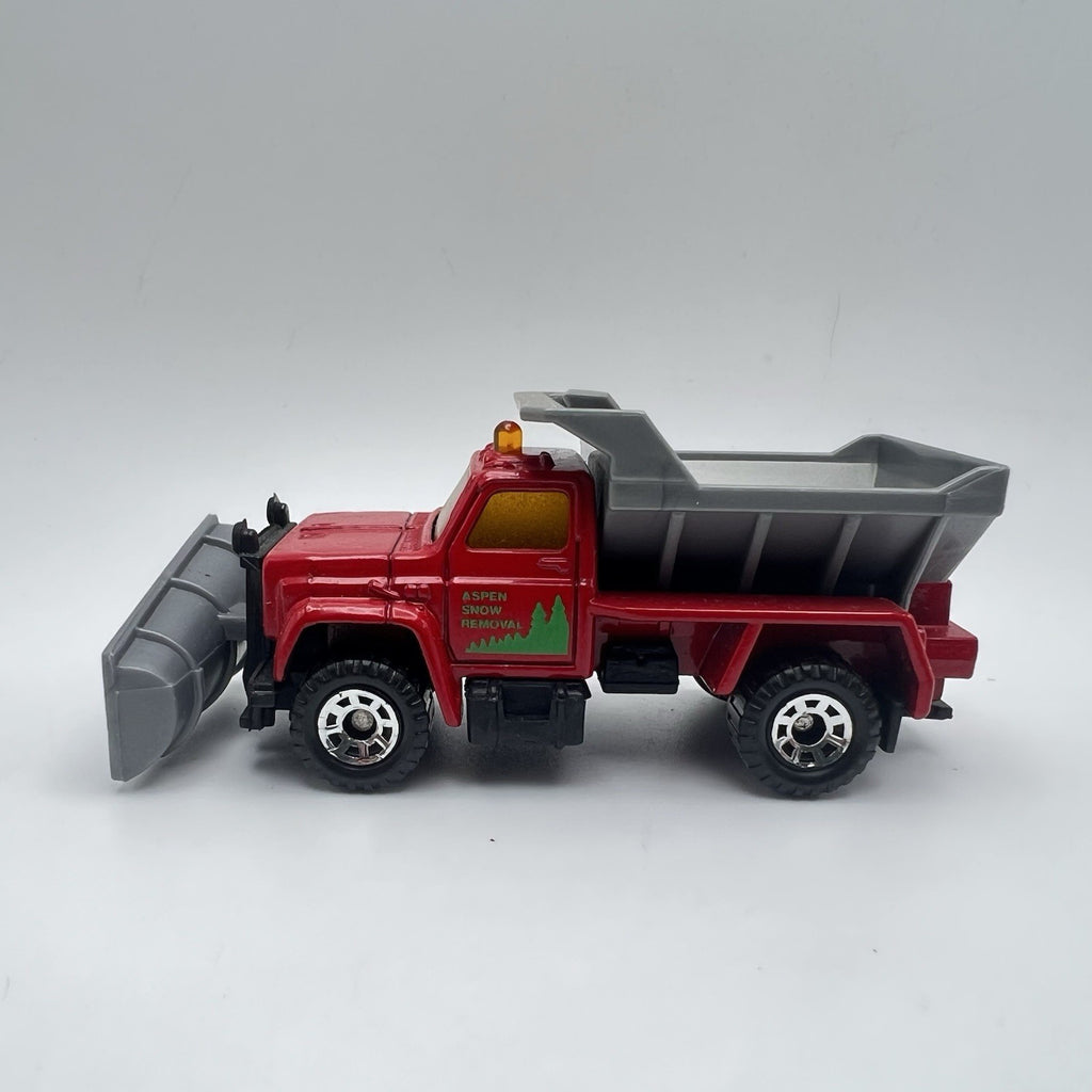 Matchbox 1990 Chevrolet Highway Maintenance Truck Aspen Snow Removal Toy