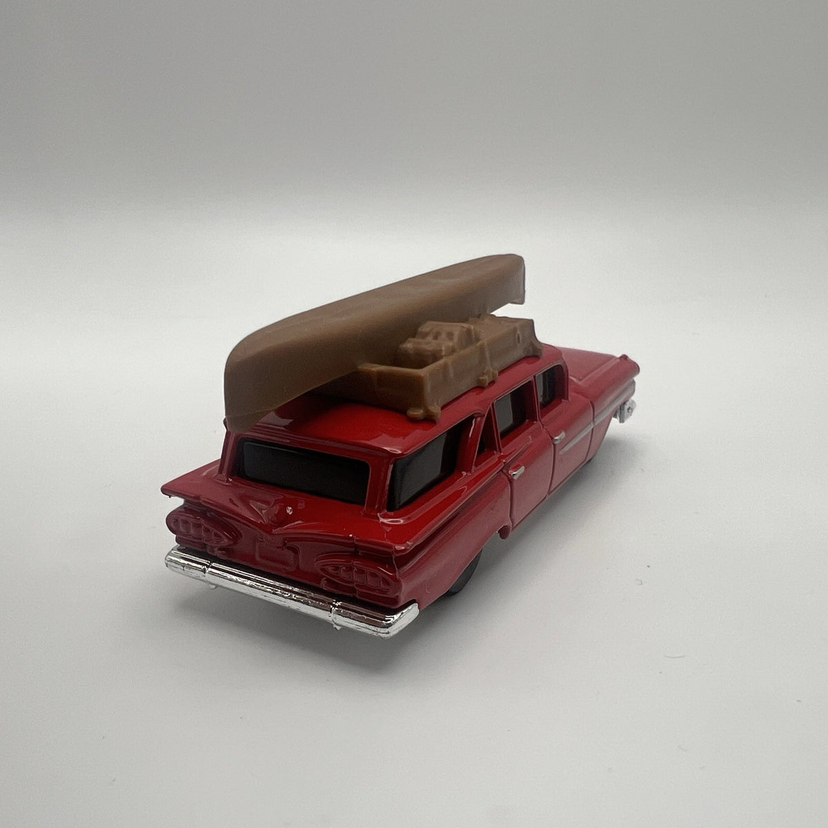 1959 59 Chevy Wagon Collectible 1/64 Scale Diecast Diorama Model