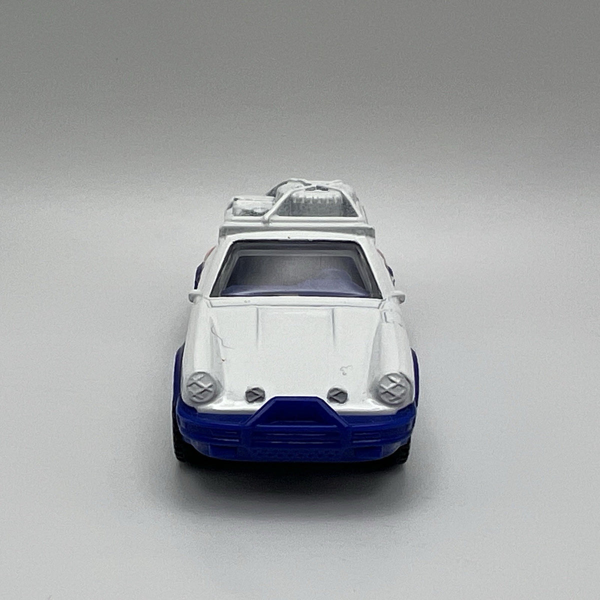 1985 Porsche 911 Rally 1/64 MATCHBOX Released 2018 BLUE AND WHITE