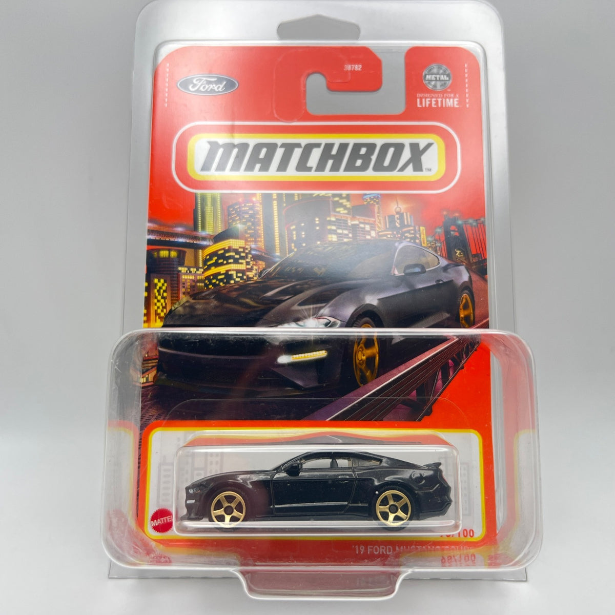 Matchbox '19 Ford Mustang Coupe Black 98/100 The Vault