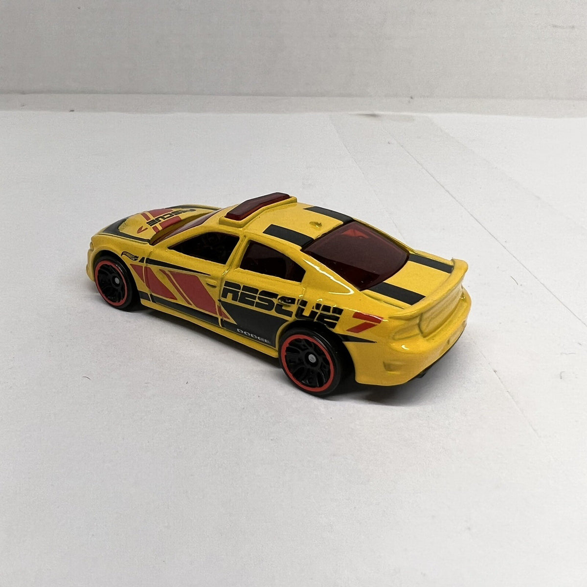Hot Wheels '15 Dodge Charger SRT Yellow #228 228/250 2021 HW Rescue 7/10