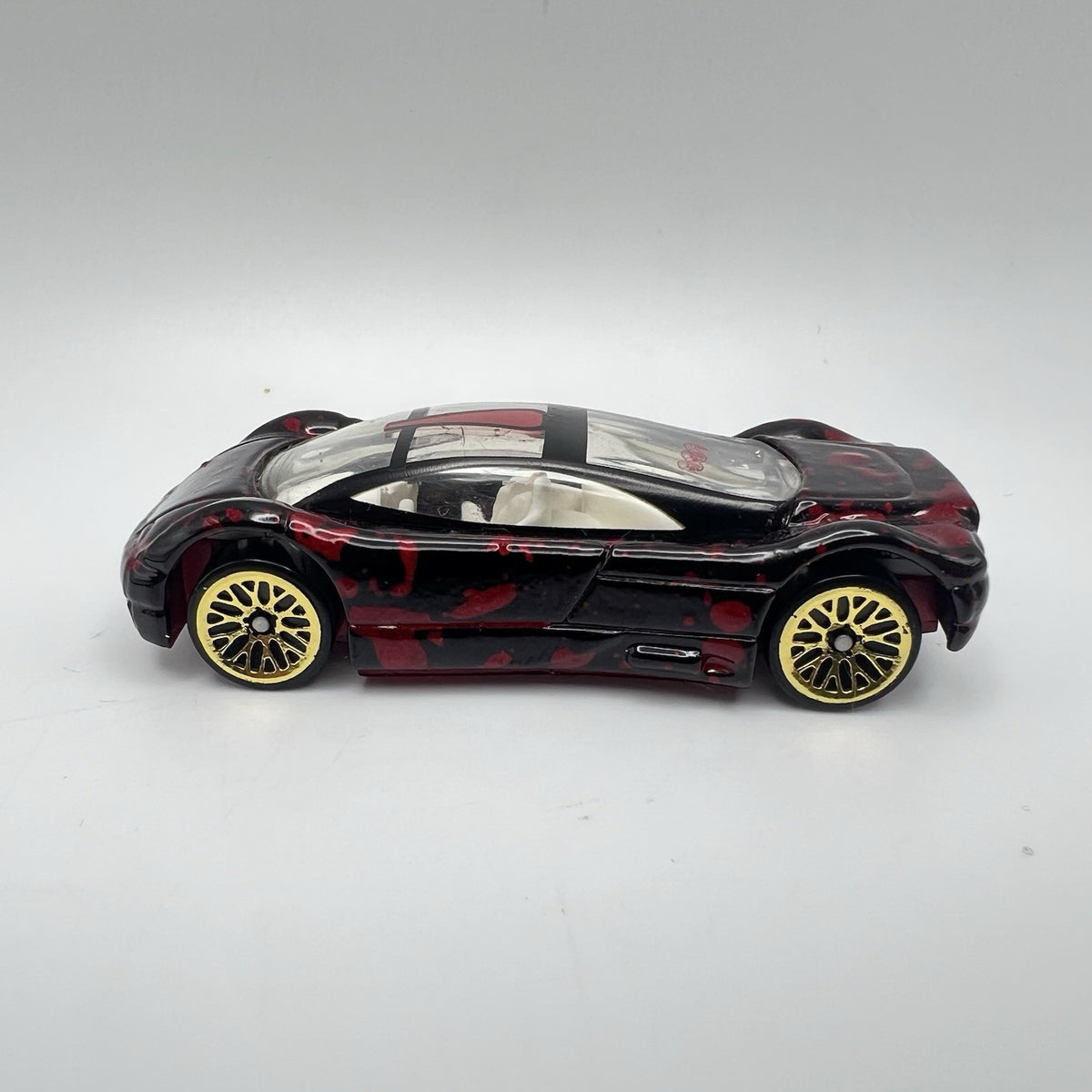 1991 91 Audi Avus Quattro Collectible 1/64 Scale Diecast Diorama Model