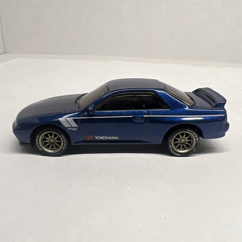 Hot Wheels Nissan Skyline GT-R R32 Dark Blue With Real Riders