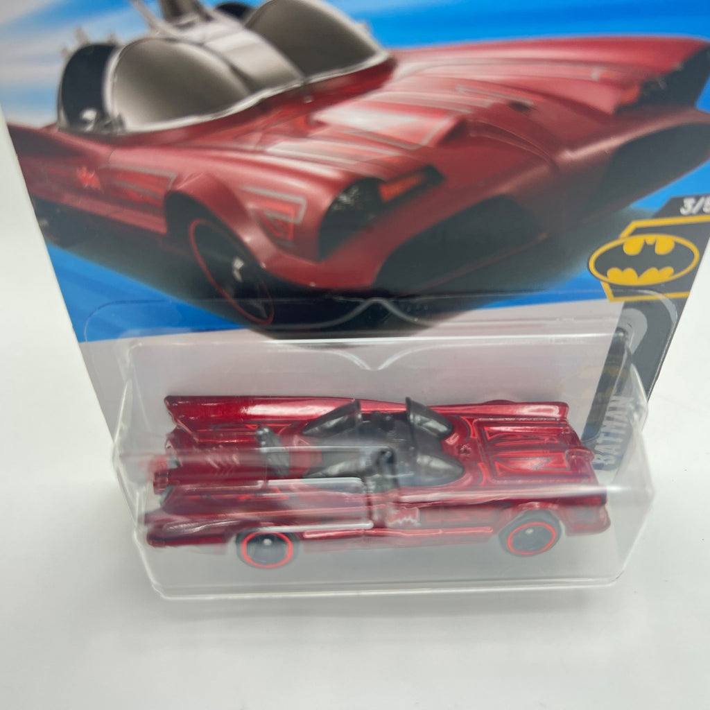 Hot Wheels TV Series Batmobile 103/250 Batman 3/5 Metalflake Red 1:64