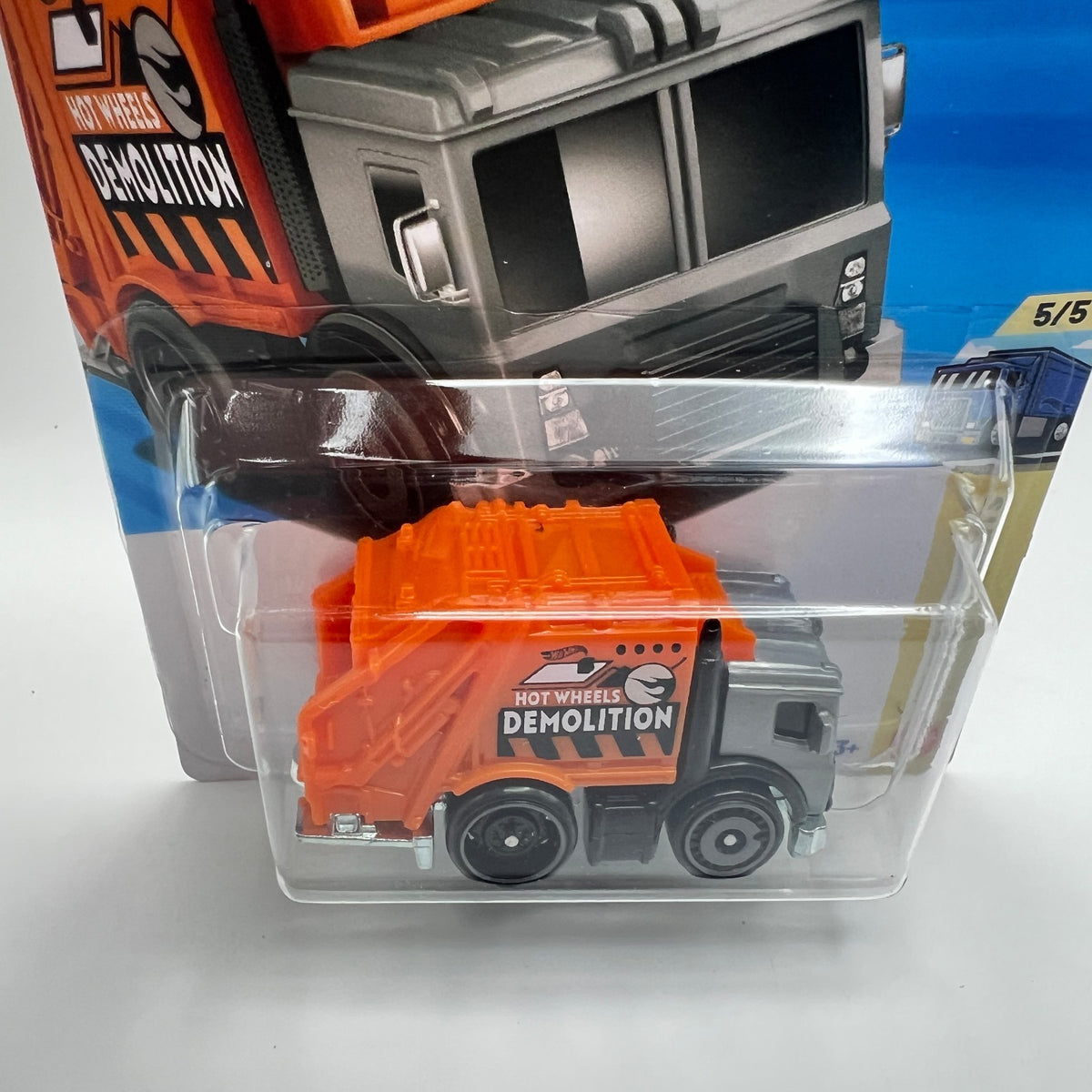 Hot Wheels Total Disposal TREASURE HUNT Orange HW Heavyweights 5/5 162/250 2026