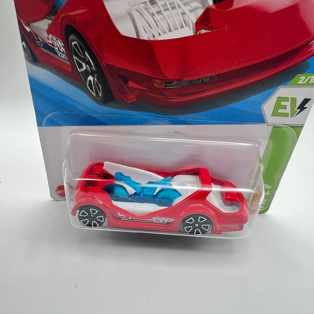 HW Deora III Red 10/250 HW EV 2/10 Netflix Let's Race