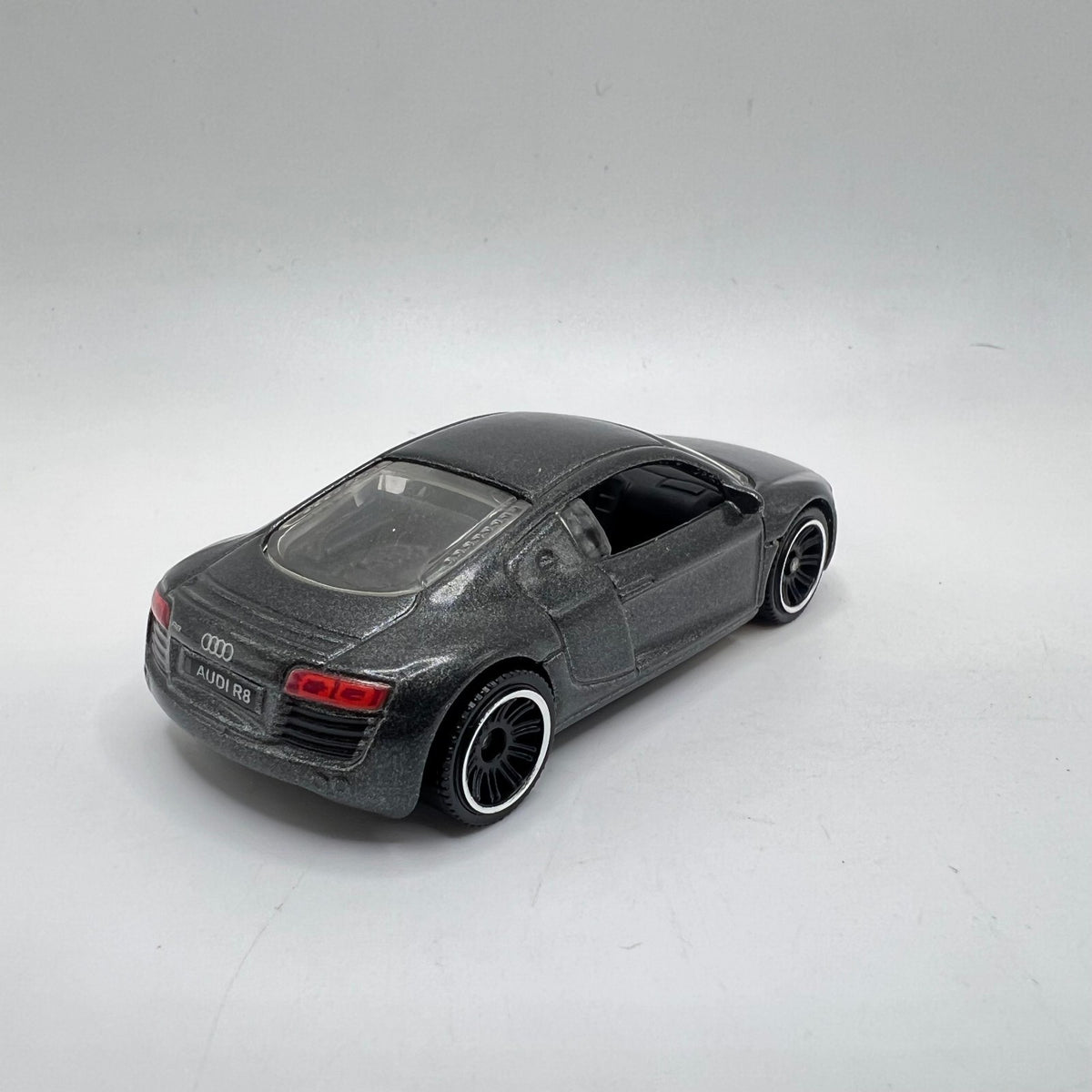Matchbox 2007 Audi R8 Metallic Gray LOOSE 1/64