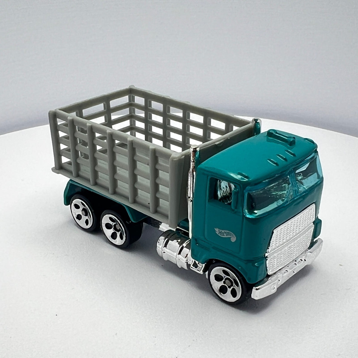 Hot Wheels Stake Bed Truck Teal Grey Bed 1981 LOOSE 1/64