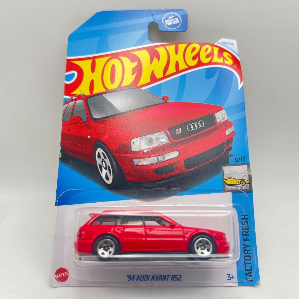 Hot Wheels '94 Audi Avant RS2 Lot of 3 Red 133/250 + White + Maroon 29/250