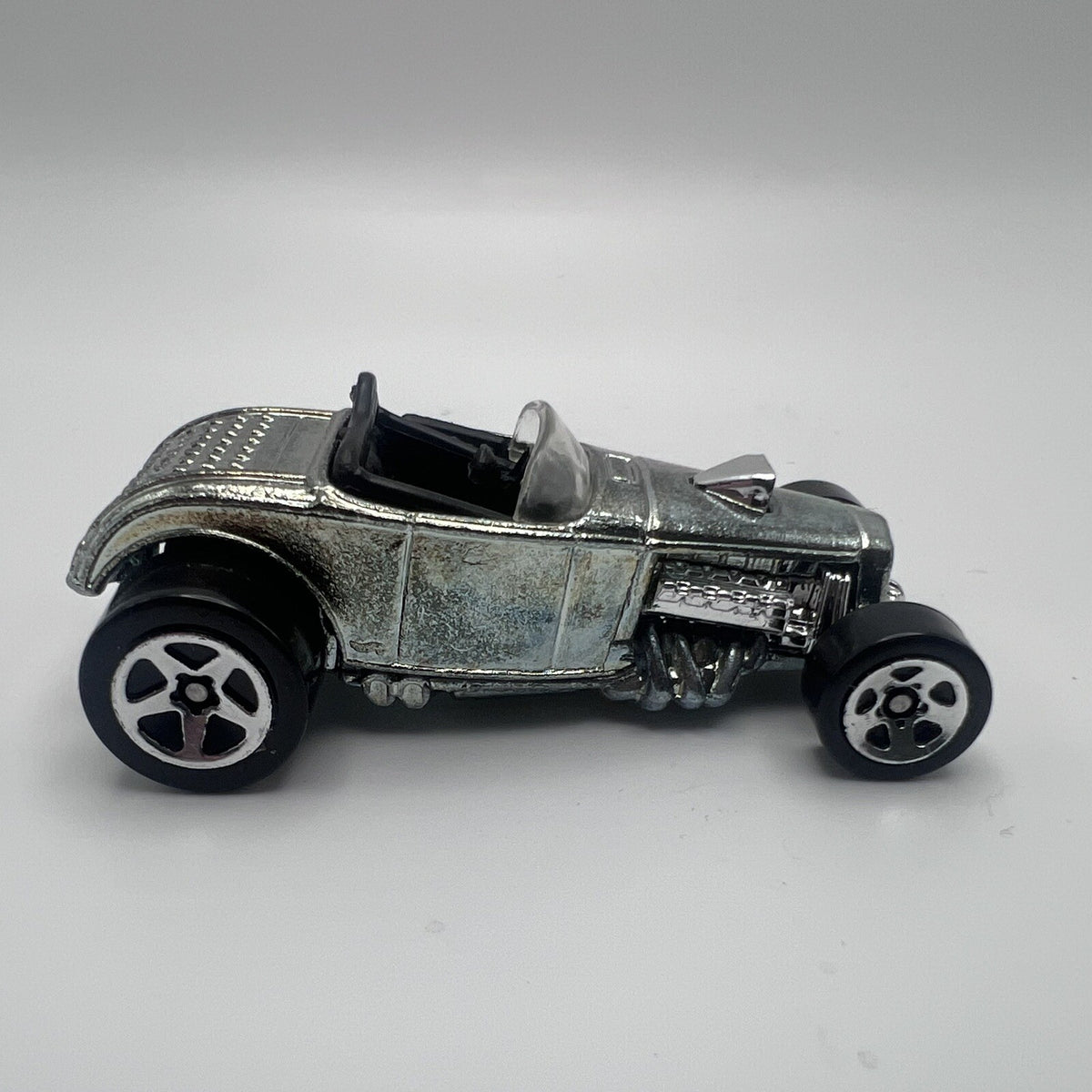 Hot Wheels Ford Deuce Roadster ZAMAC C5S 1/64