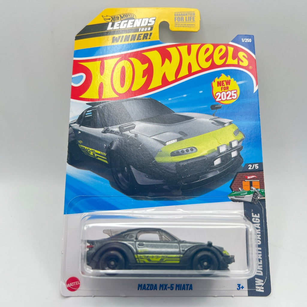 Hot Wheels Mazda MX-5 Miata Gray Legends Tour HW Dream Garage 2/5 1/250 US Card
