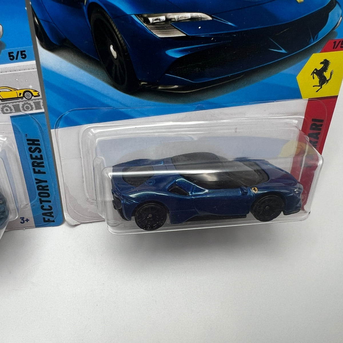 Hot Wheels Ferrari SF90 Stradale Lot of 2 Grey 191/250 + Blue 41/250 1:64