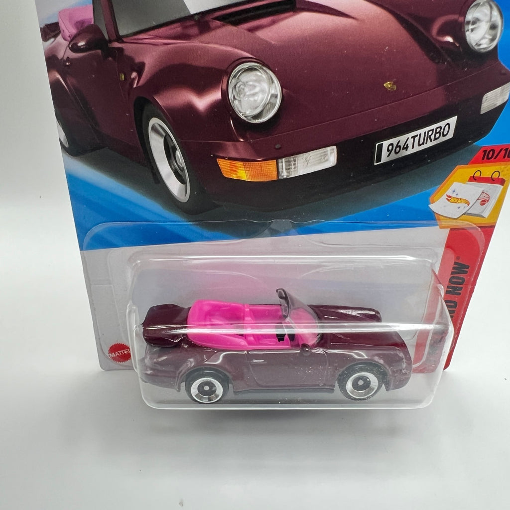 Hot Wheels Porsche 911 Turbo Cabriolet 239/250 Then and Now Maroon 1:64