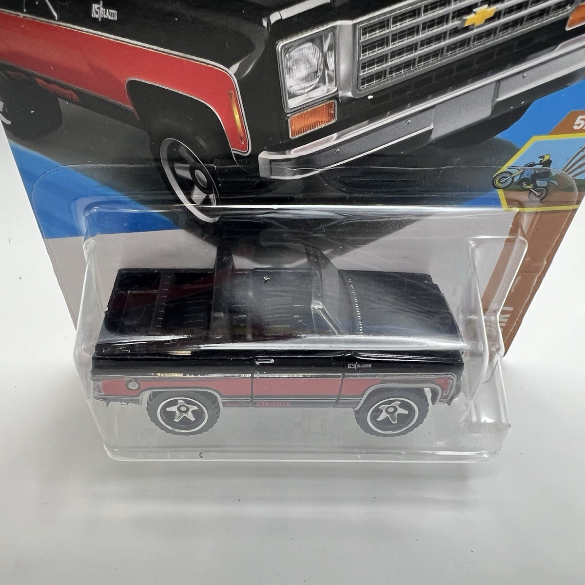 2025 HOT WHEELS 75 CHEVY BLAZER CUSTOM #115/250  HW DIRT 5/10 Black
