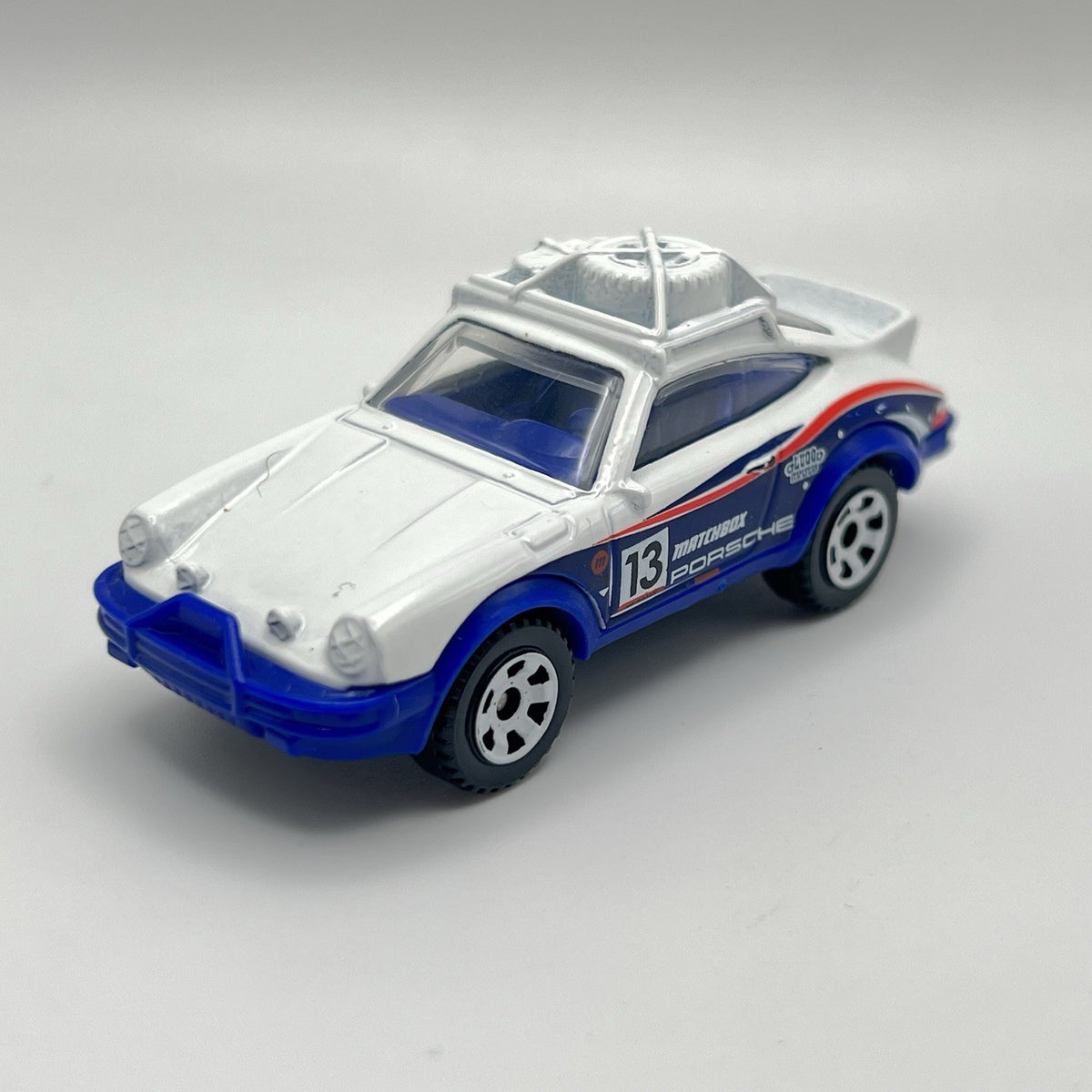 1985 Porsche 911 Rally 1/64 MATCHBOX Released 2018 BLUE AND WHITE
