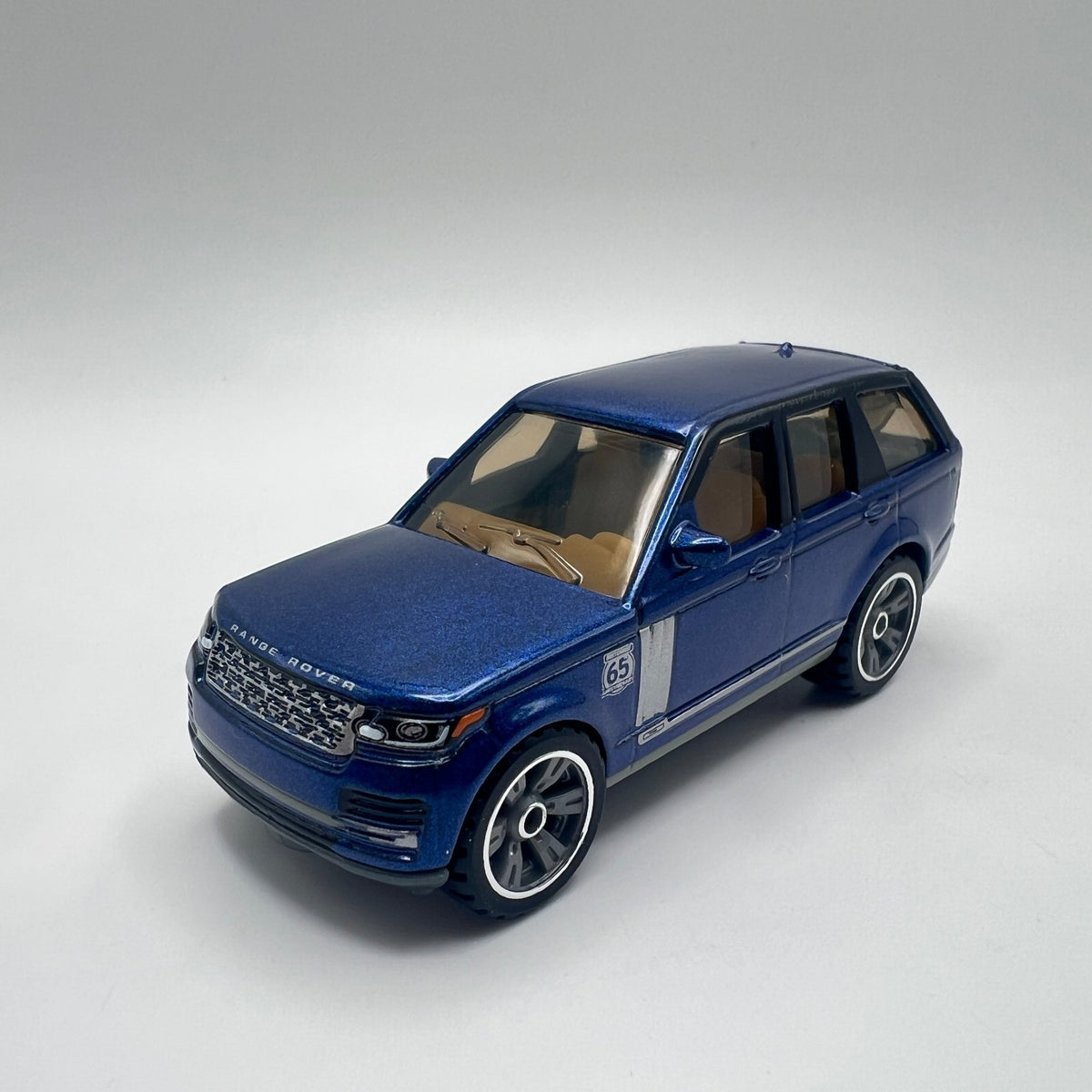 Matchbox '18 Land Rover Range Rover Vogue SE Blue #65 LOOSE 1/64