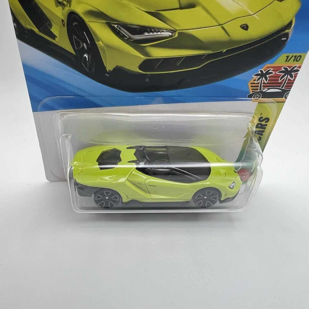 Hot Wheels Mainline 2016 LAMBORGHINI CENTENARIO ROADSTER Case F Green Color