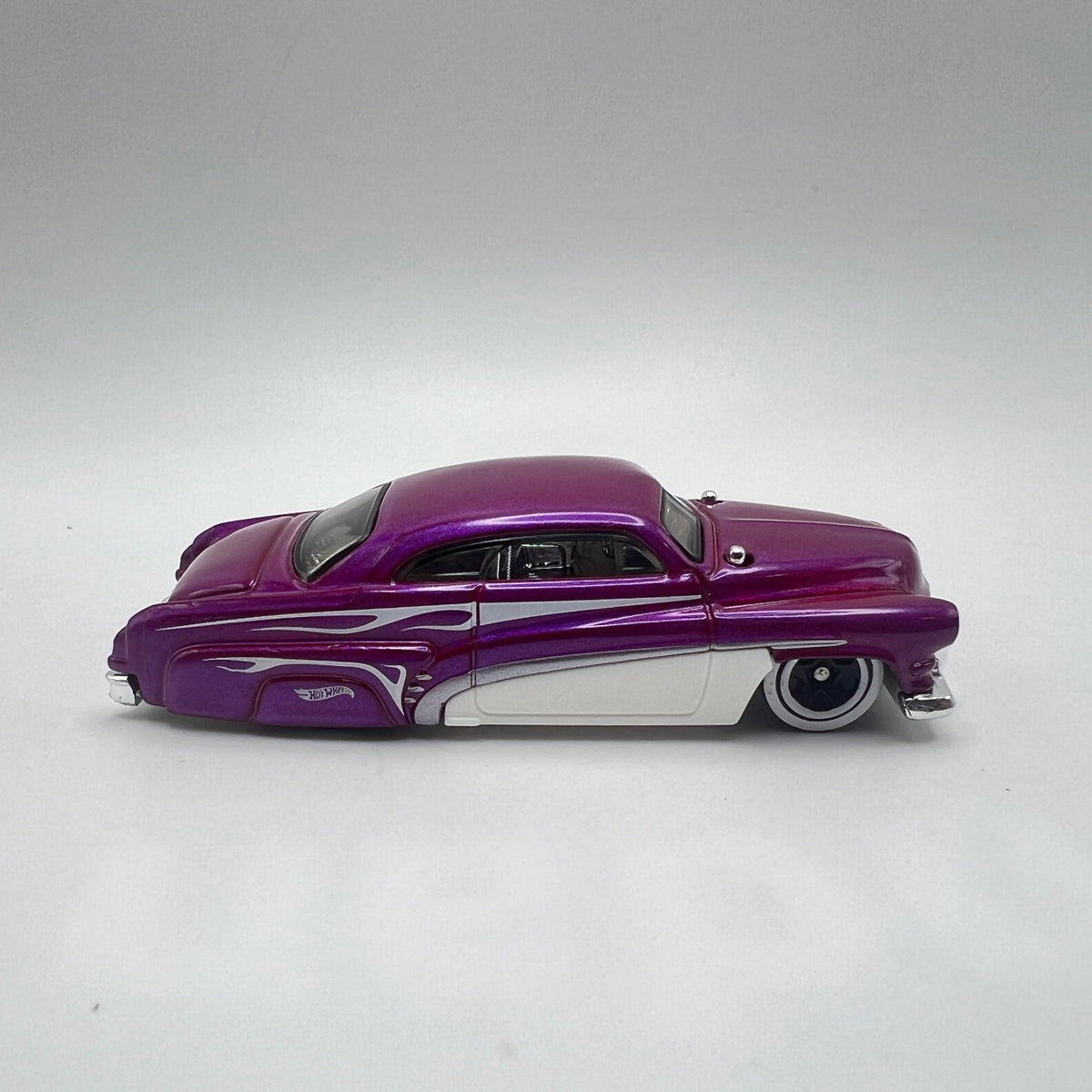 Hot Wheels Hirohata Merc Purple White LOOSE 1/64