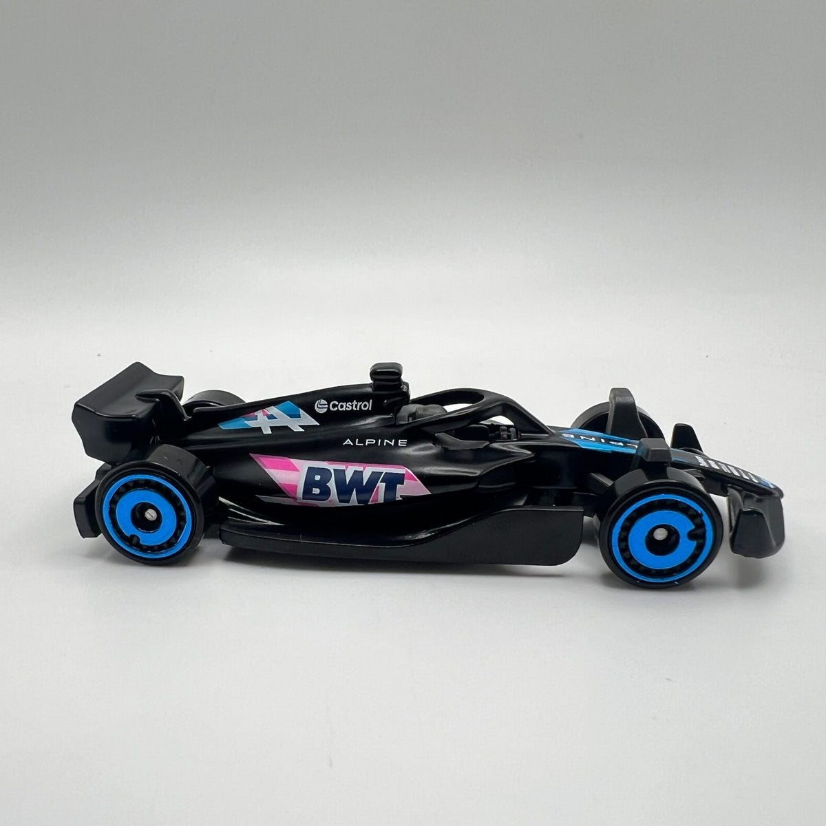 Hot Wheels Alpine F1 BWT Black Pink F1 Collection LOOSE 1/64