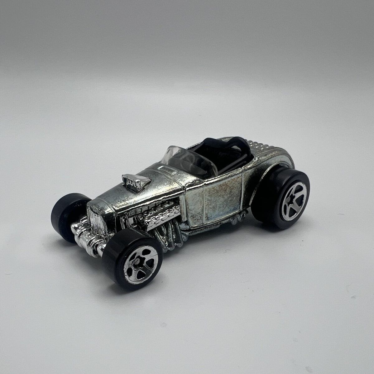 Hot Wheels Ford Deuce Roadster ZAMAC C5S 1/64