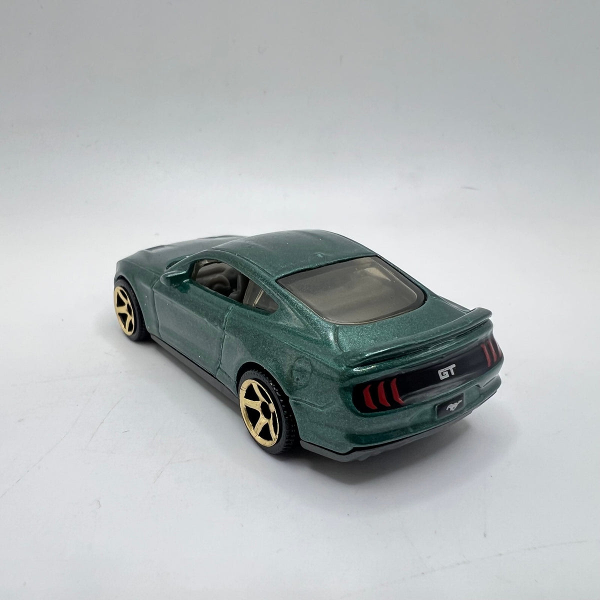 Matchbox 2019 Ford Mustang Coupe Dark Green Gold Wheels LOOSE 1/64
