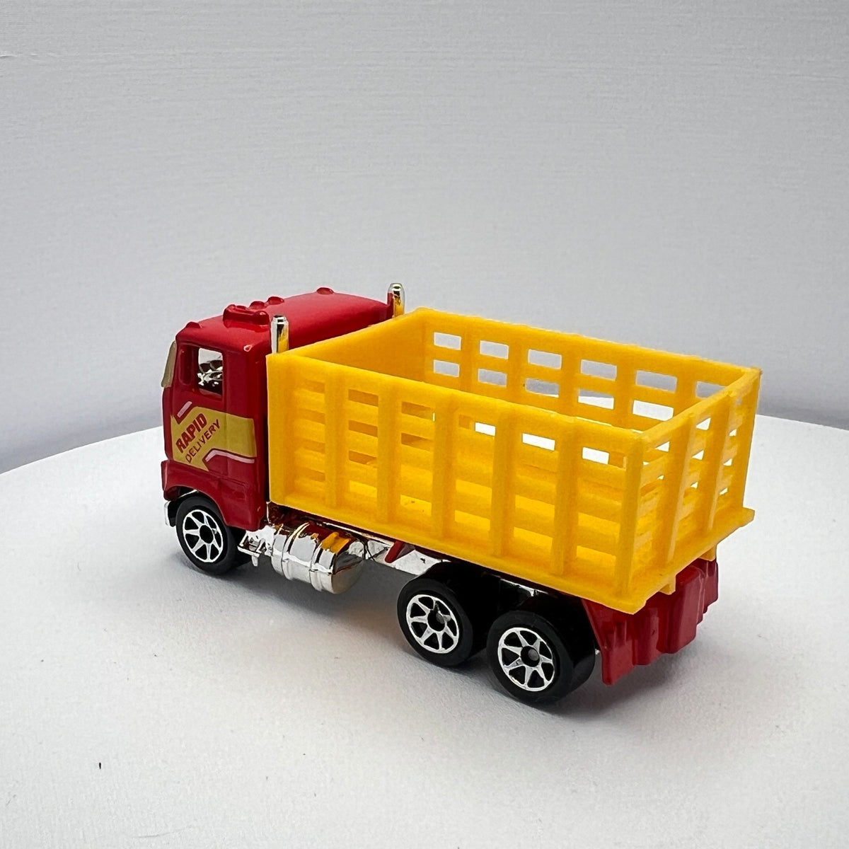 Hot Wheels Stake Bed Truck Red Yellow Rapid Delivery LOOSE 1/64