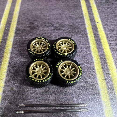 1/64 Scale Gold Volks Racing CE28 With Rubber Tires Hot Wheels Matchbox Tomica