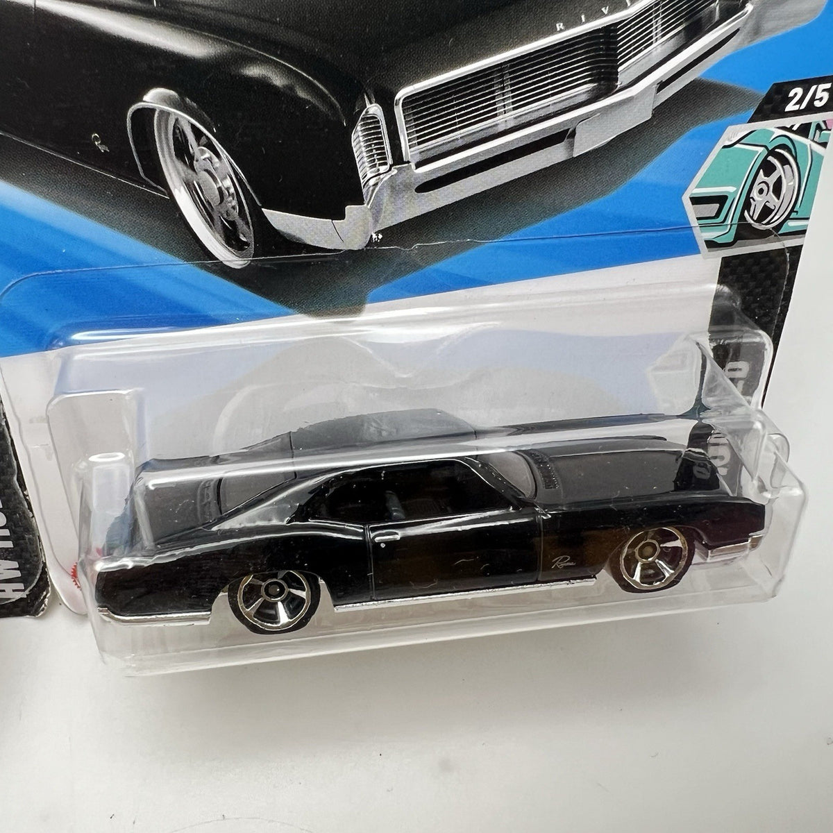 '66 BUICK RIVIERA SERIES GLOSS BLACK, & TEAL 2025 Hot Wheels #50 2pcs