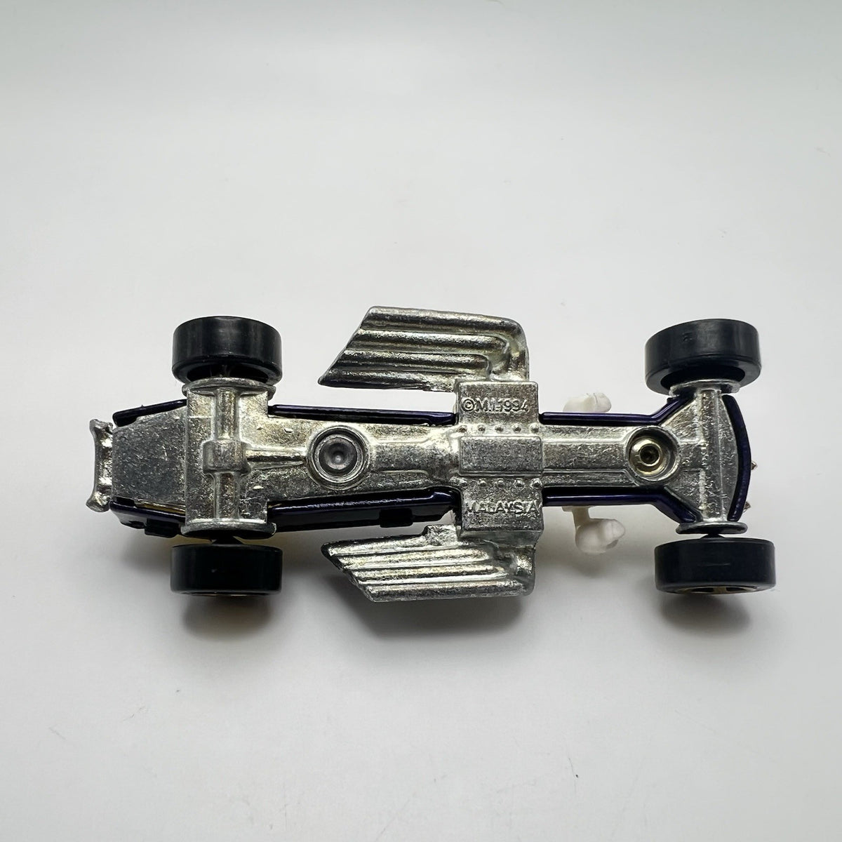 Vtg. 1994 Hot Wheels  Rigor Motor Racing Car Purple Gold 1:64 Die-cast