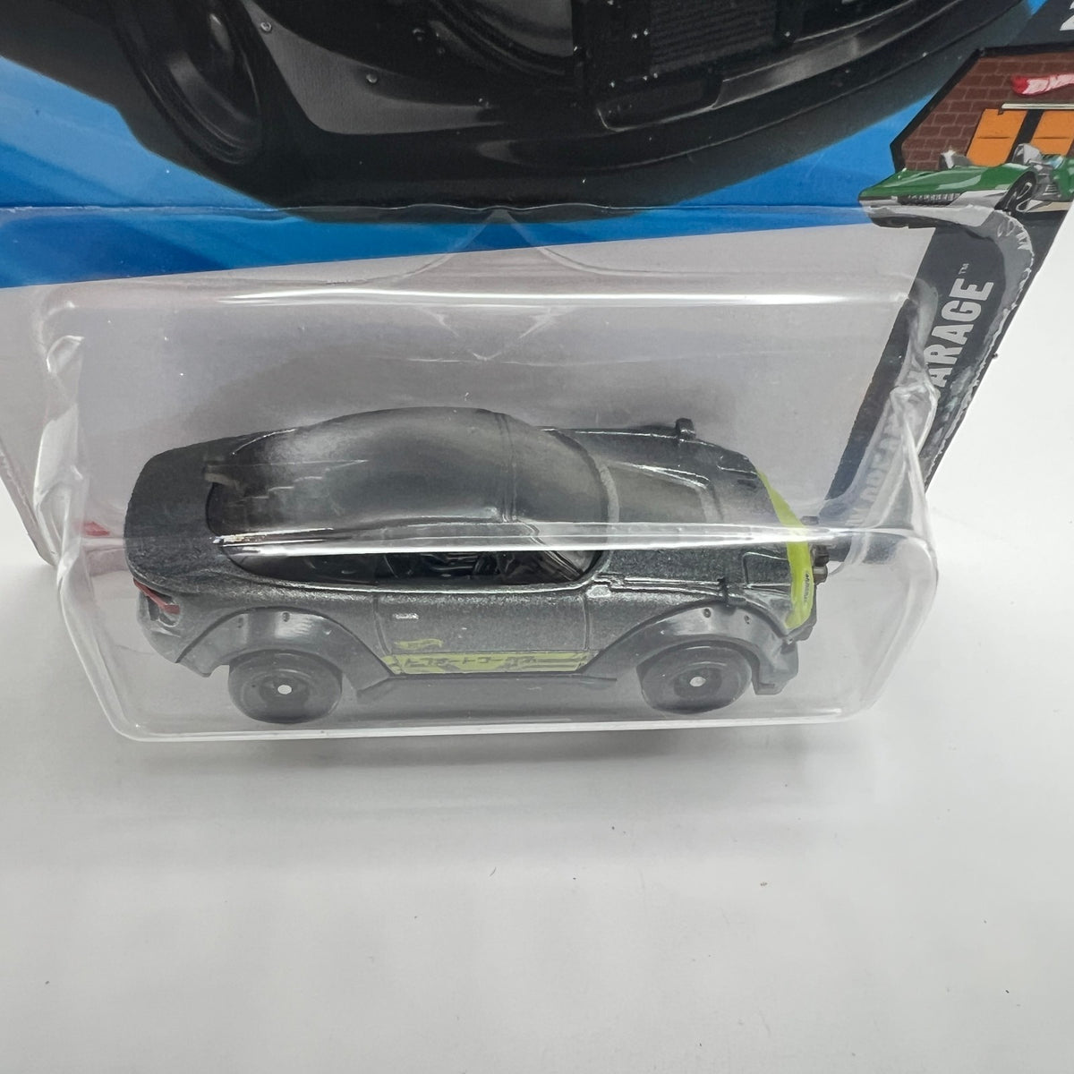 Hot Wheels Mazda MX-5 Miata Gray Legends Tour HW Dream Garage 2/5 1/250 2025