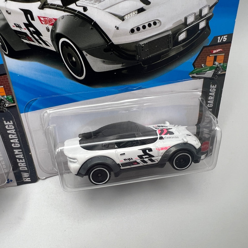 Hot Wheels Mazda MX-5 Miata Lot of 2 Grey Legends Tour + White 6 Dream Garage