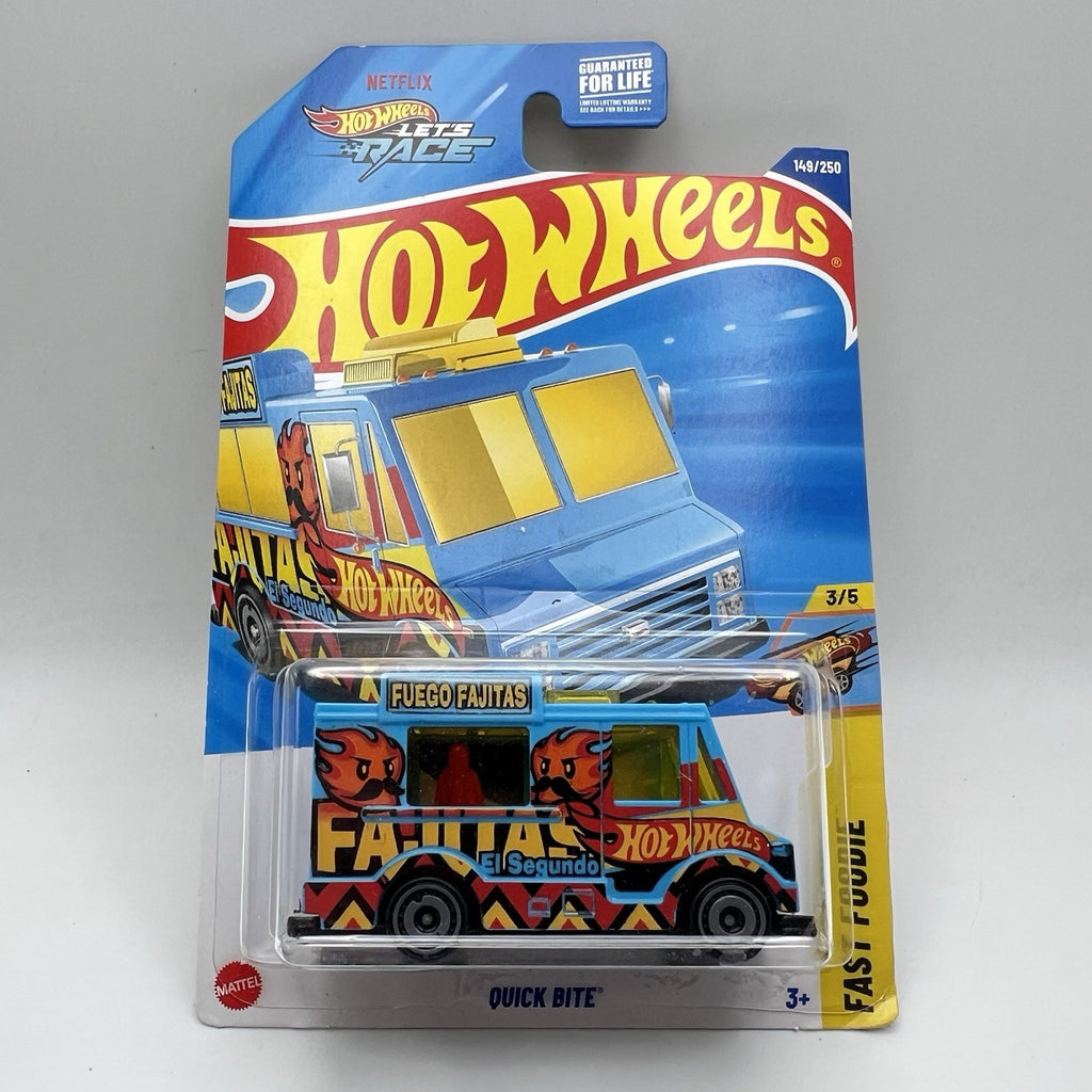 2025 Hot Wheels Fast Foodie 3/5 Blue Fuego Fajitas Quick Bite #149 Food Truck