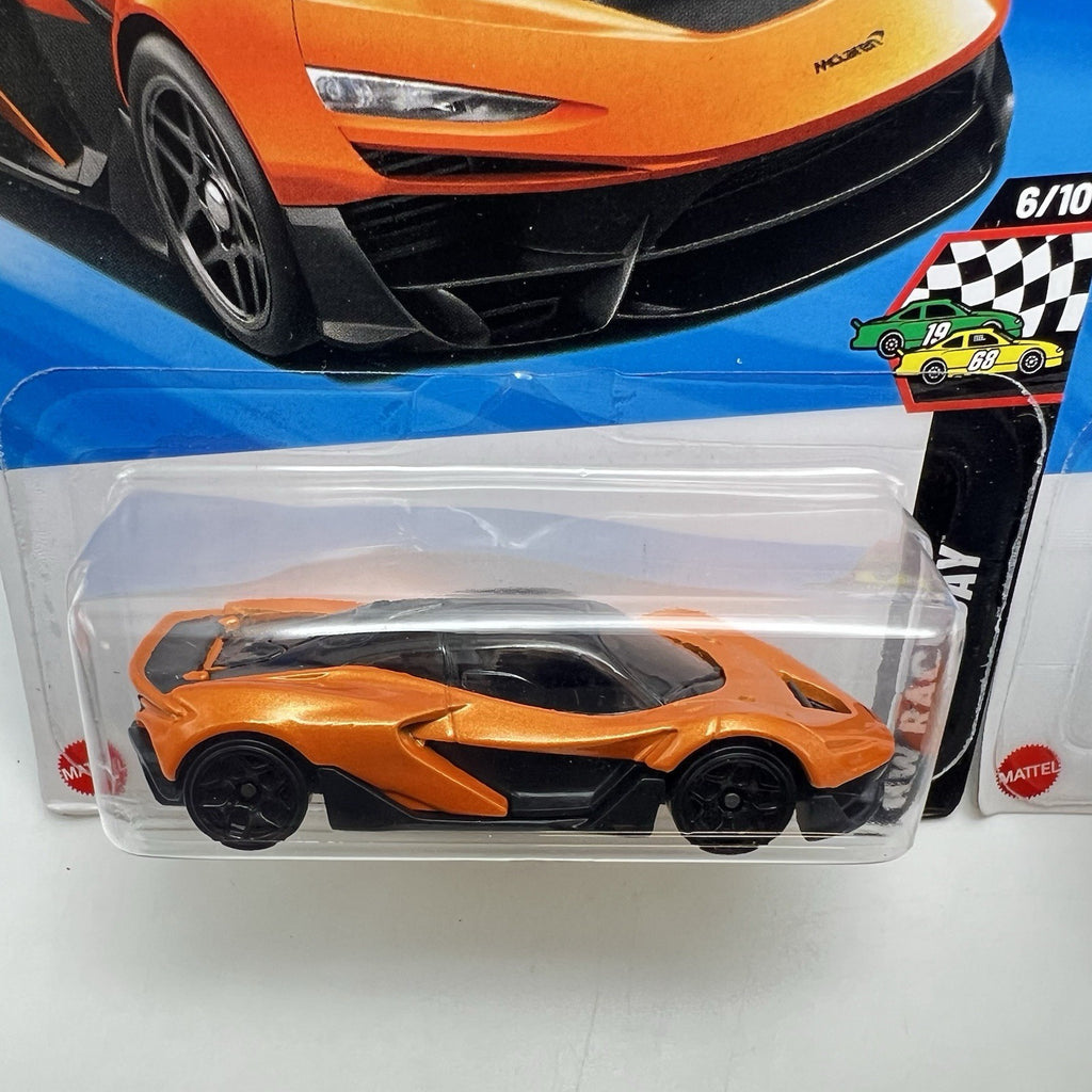 🔥Hot Wheels McLaren W1 Orange & Grey Lot of 2🔥