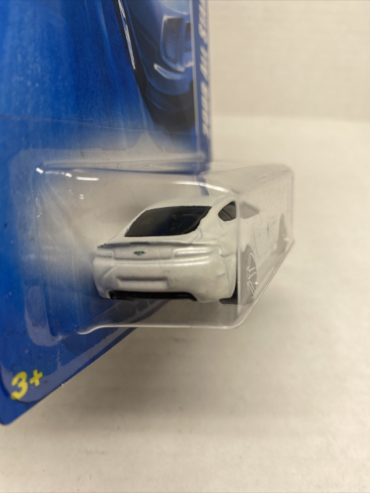 Hot Wheels ~ 2008 ALL STARS ~ ASTON MARTIN V8 VANTAGE~ #050/196~White ~New~ NM+