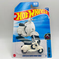 Hot Wheels Vespa 90 SS Super Sprint 1966 Cream 177/250 HW Moto 2/5