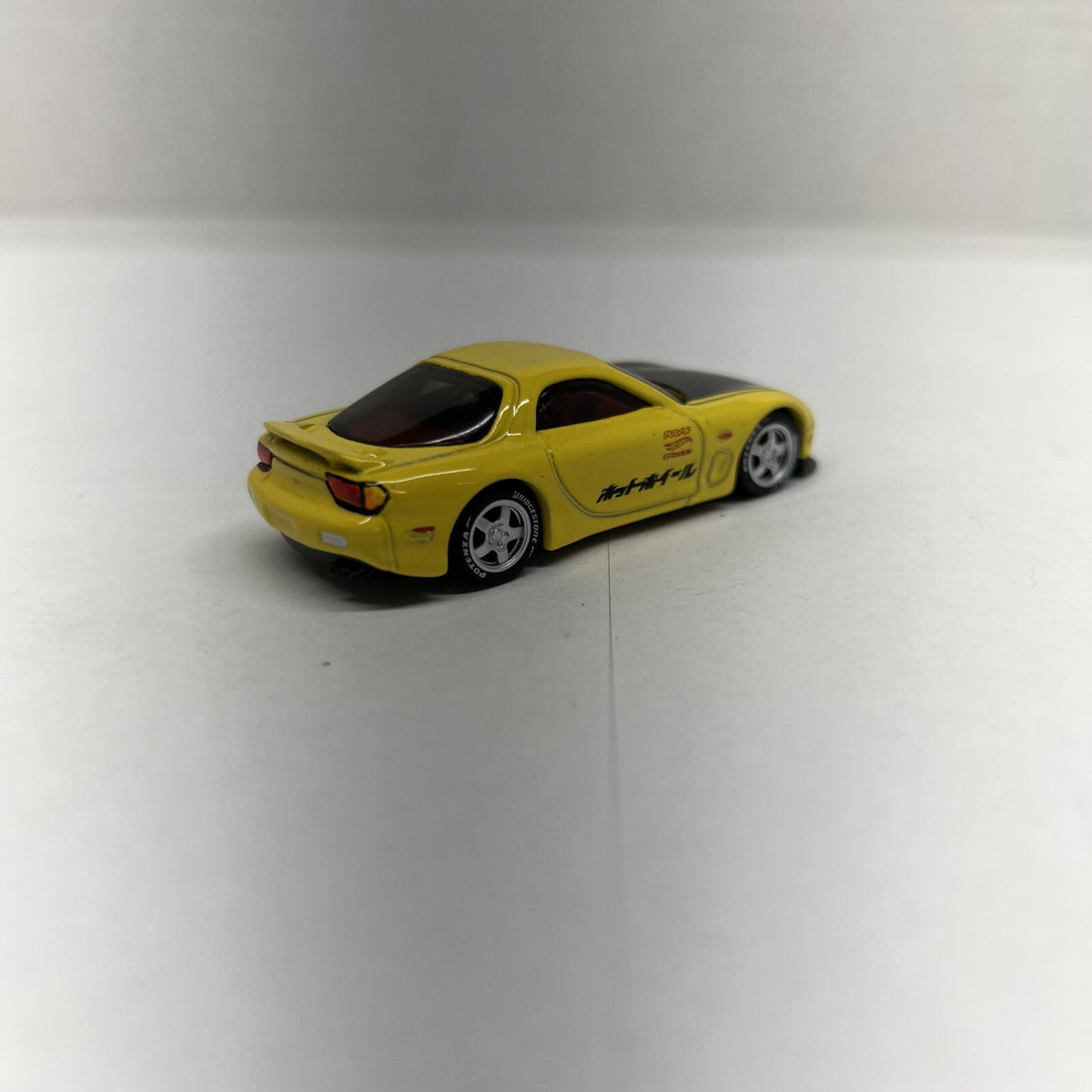 2018 Hot Wheels '95 Mazda RX-7 Yellow Nightburnerz Custom With Real Riders