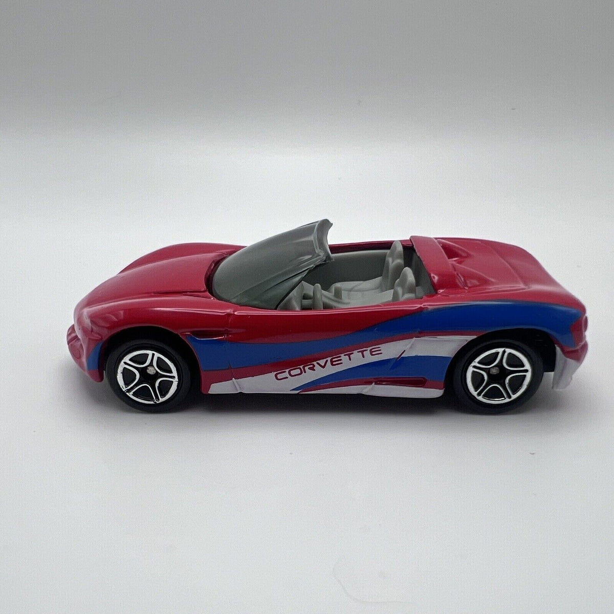 1994 Matchbox - Red Corvette Sting Ray III Convertible - Diecast Car 20 Vintage