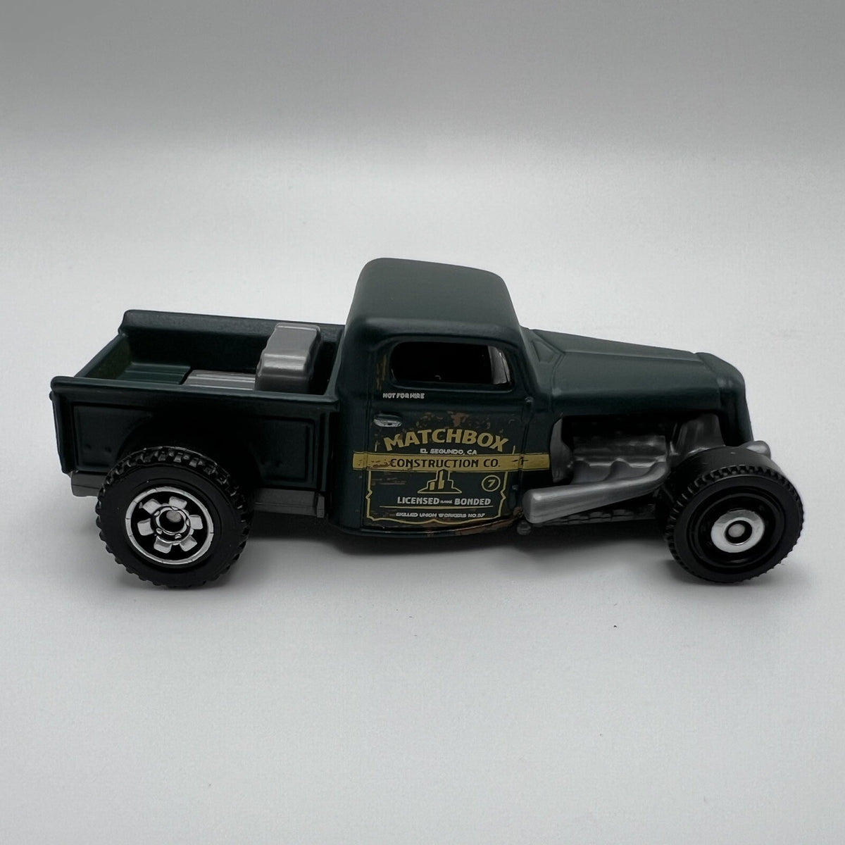 2018 MATCHBOX 1935 FORD CONSTRUCTION CO. GREEN 1:64 DIECAST 2 3/4" PICKUP TRUCK