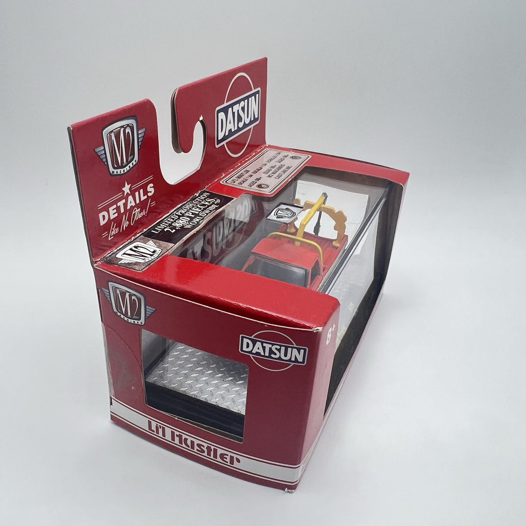1/64 M2 1978 DATSUN PICKUP TRUCK LI'L HUSTLER YOKOHAMA TOW TRUCK
