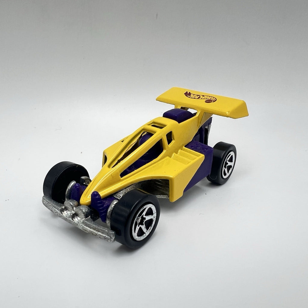 Hot Wheels Shock Factor Race Car Yellow/Purple Diecast 1/64 Scale Loose KB Toys