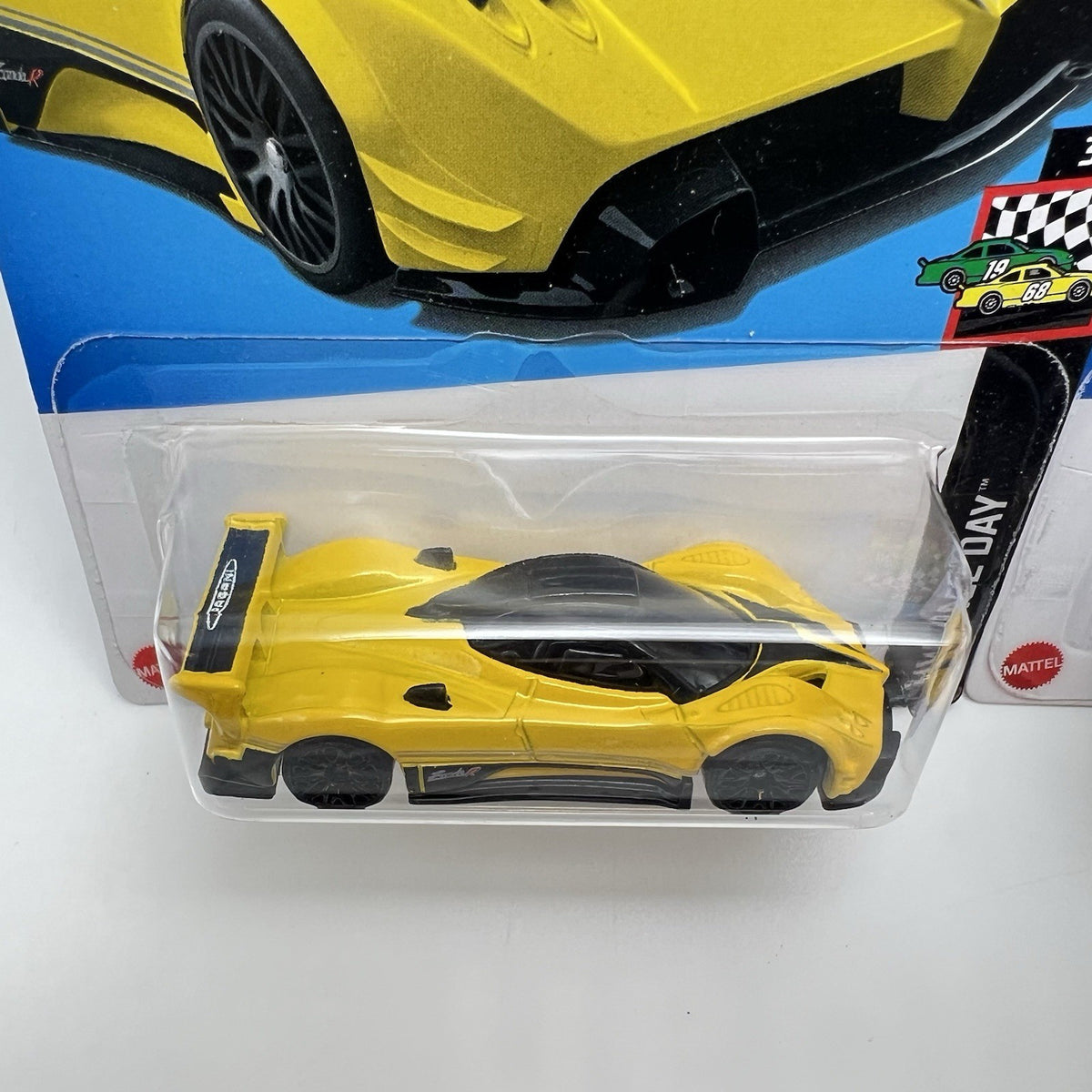 Hot Wheels Pagani Zonda R Yellow + Red #99 99/250 - 2024 HW Race Day - Lot Of 2