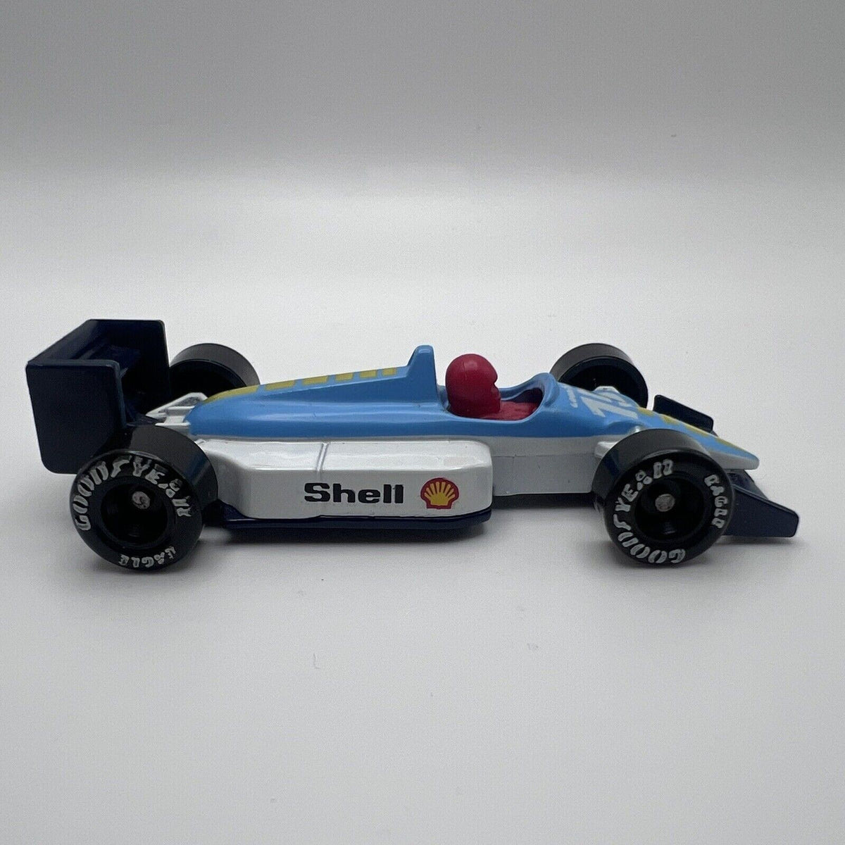 Vintage 1988 Matchbox #15 Shell Goodyear Grand Prix Racing Car 1:55