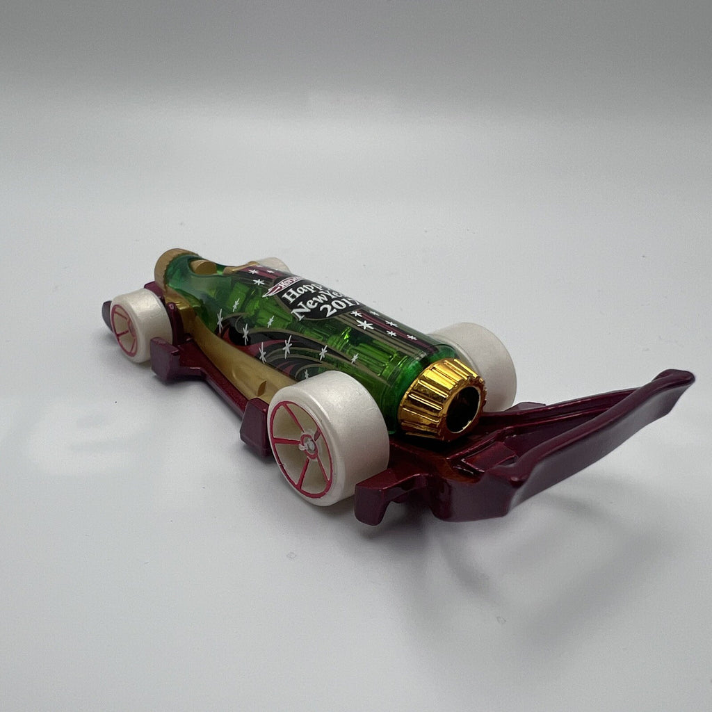 2008 Hot Wheels - Carbonator - 2017 Happy New Year - Red
