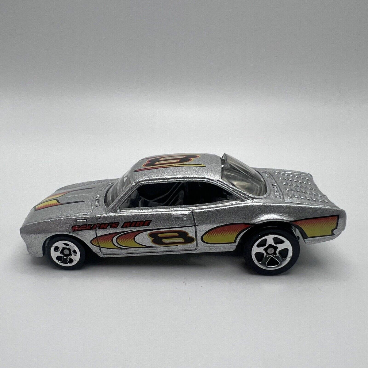 Hot Wheels 2002 Vairy 8 Silver Loose 1:64 Scale Diecast Hot Rod Car