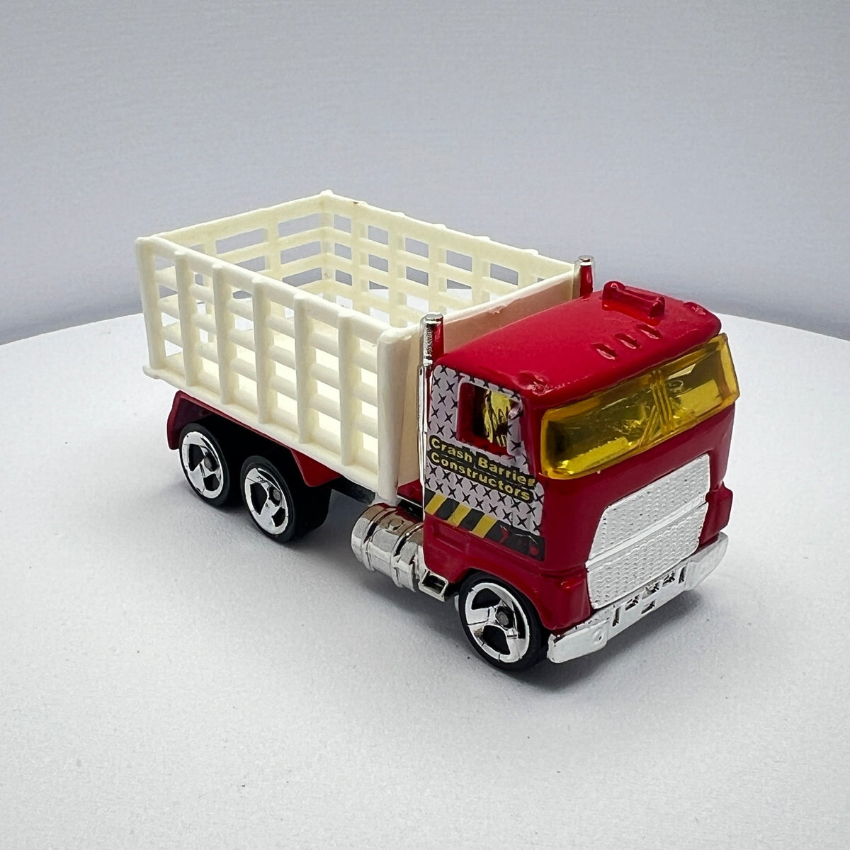 Hot Wheels Stake Bed Truck Red Crash Barrier Constructors LOOSE 1/64