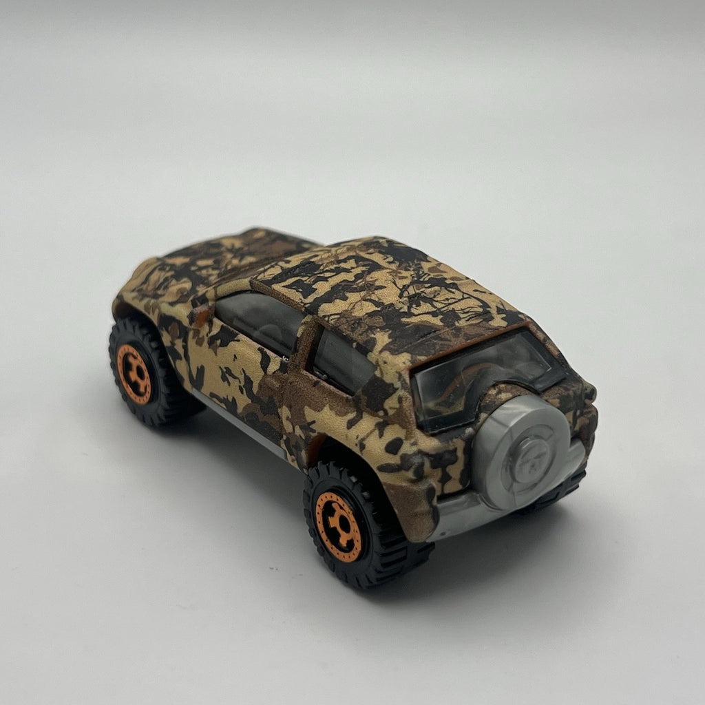 2017 MATCHBOX JEEP COMPASS BROWN CAMO CAMOFLAGE 1:59 DIECAST 2 7/8" SUV